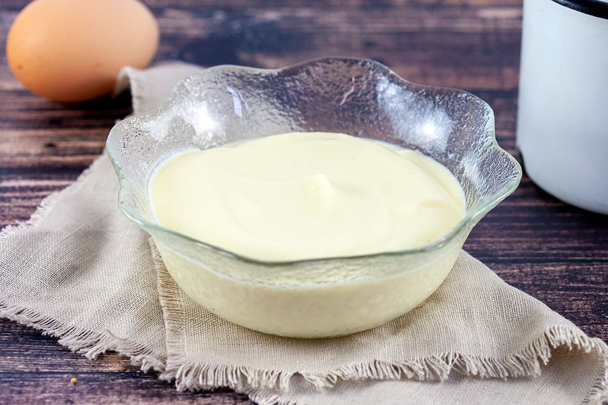 Homemade vanilla pudding - easy basic recipe