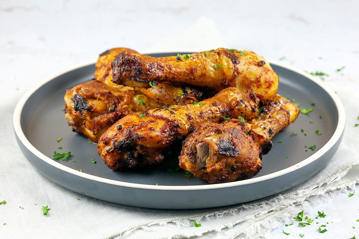 Air fryer drumsticks - tasty and simple crispy chicken