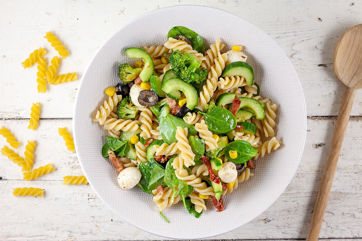 Broccoli pasta salad