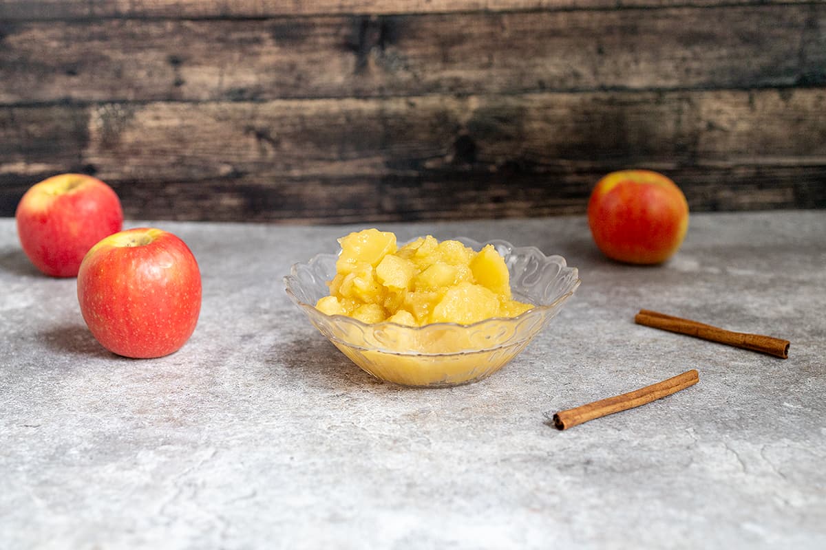 Homemade apple compote