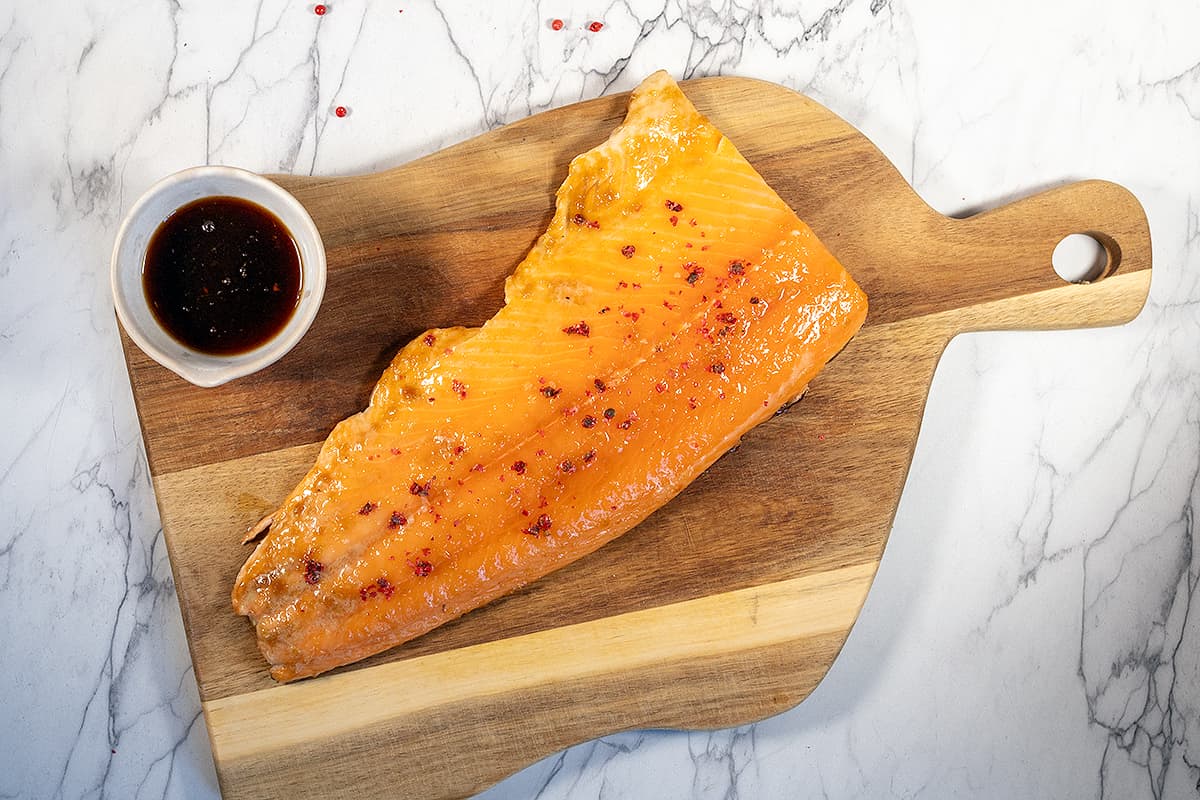Barbecue salmon - glazed salmon with rich flavors