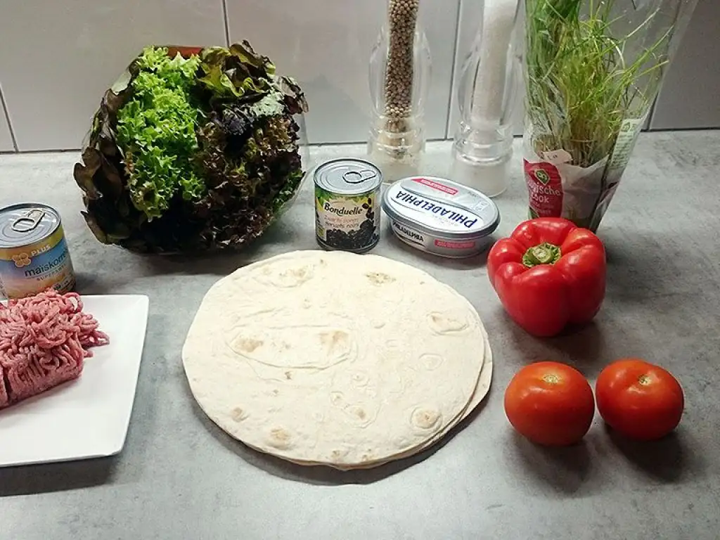 Beef breakfast burrito ingredients