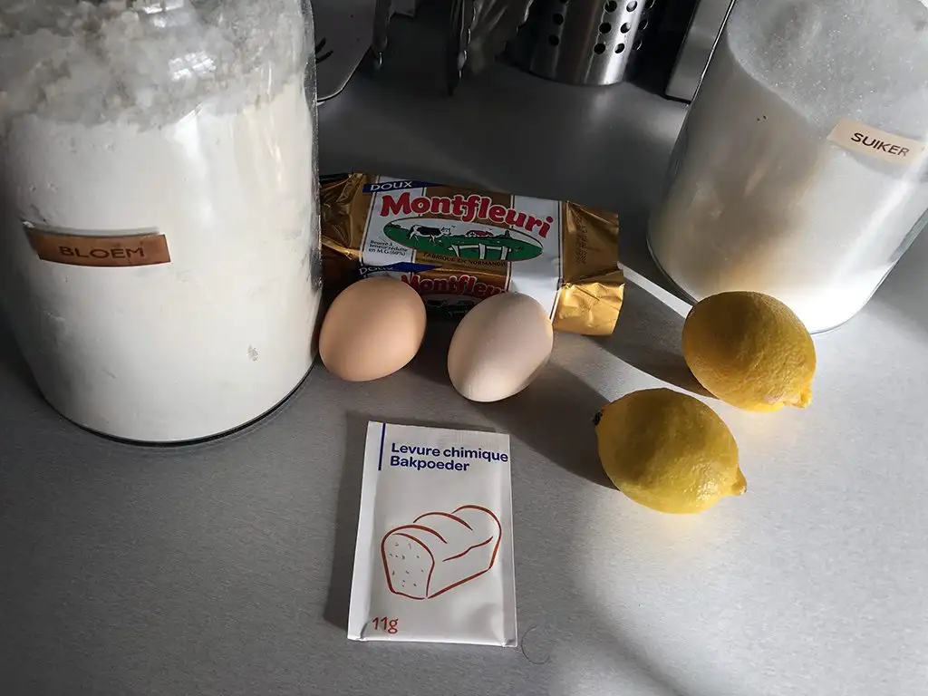 Lemon cake ingredients