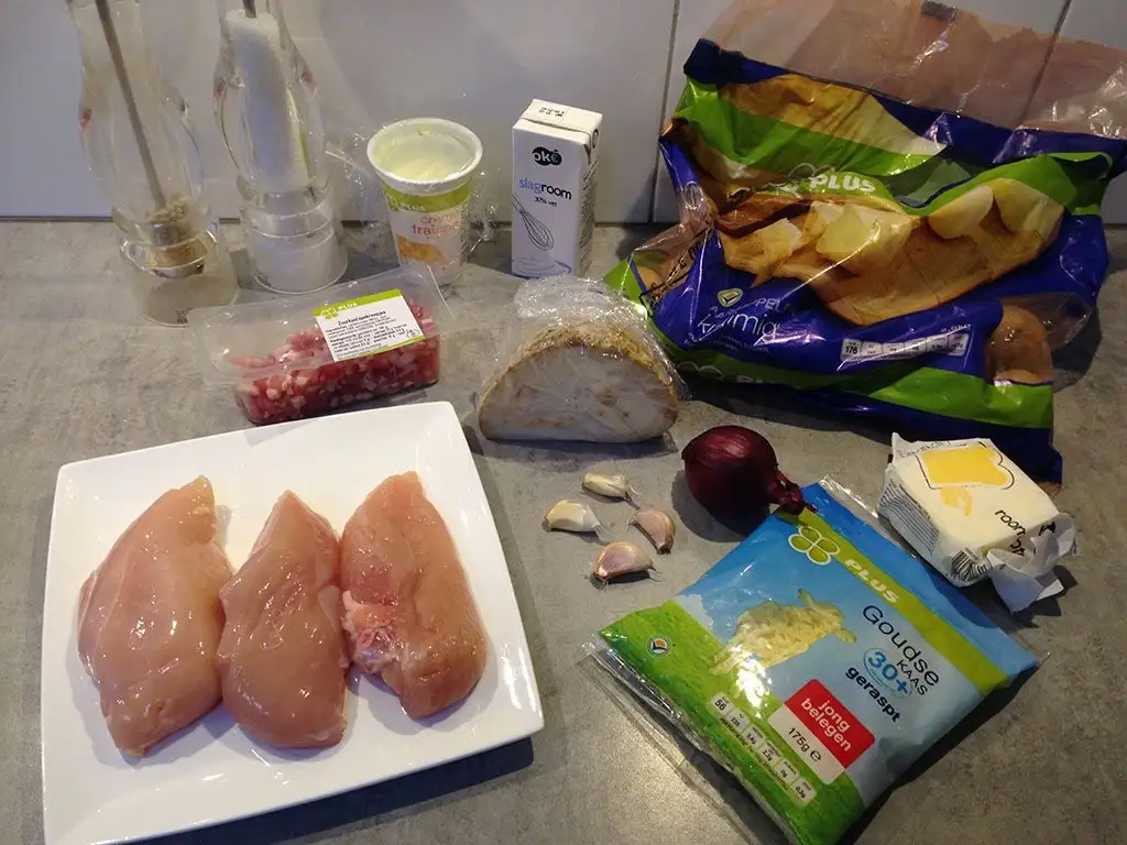Creamy chicken casserole ingredients