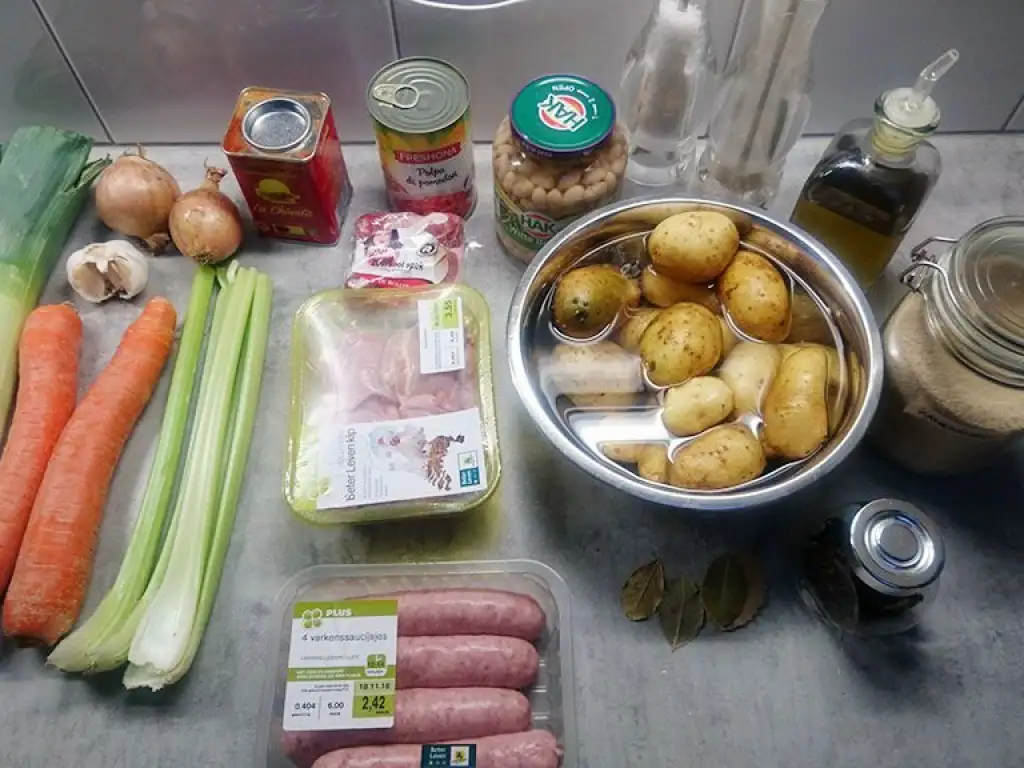 Easy French cassoulet ingredients