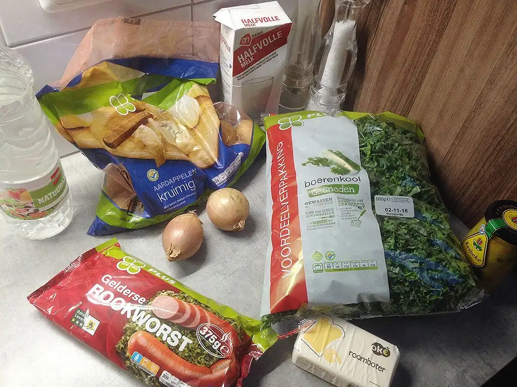 Kale and potatoes a.k.a. boerenkoolstamppot ingredients