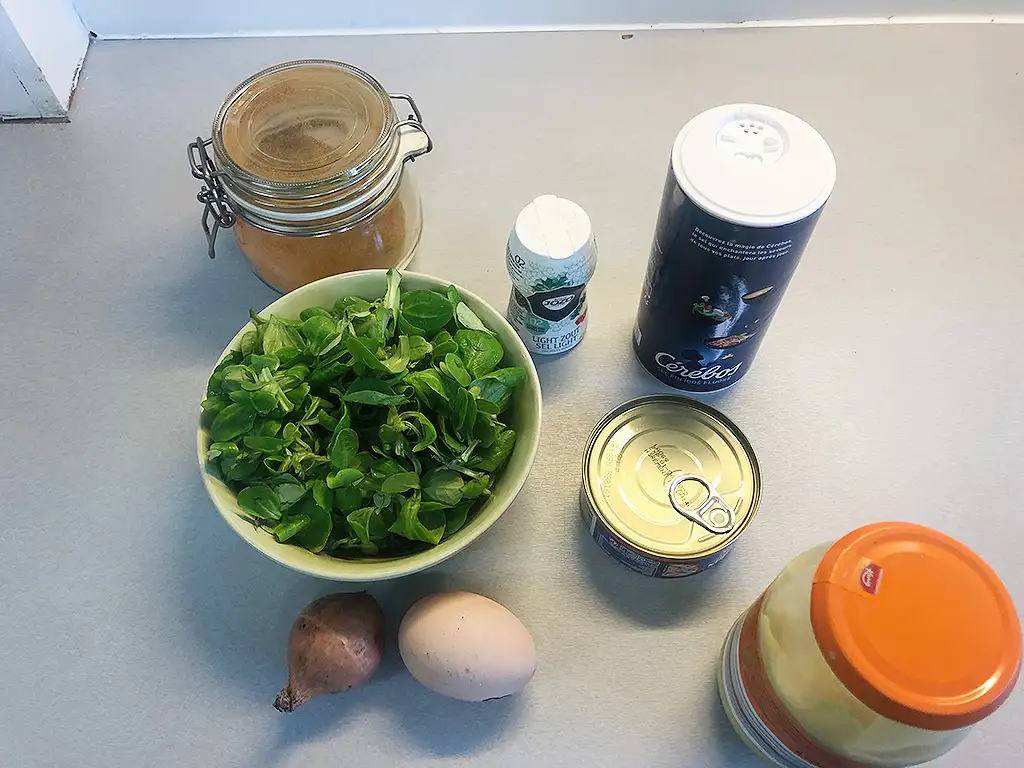 Crab cocktail ingredients