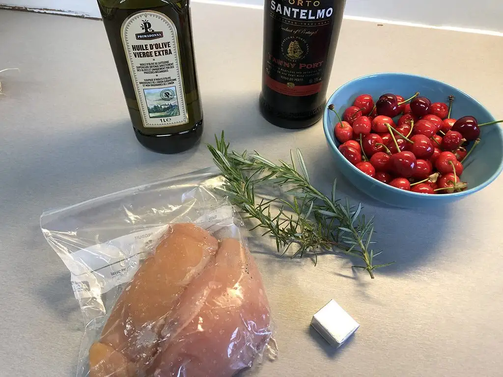 Chicken with cherry port sauce ingredients