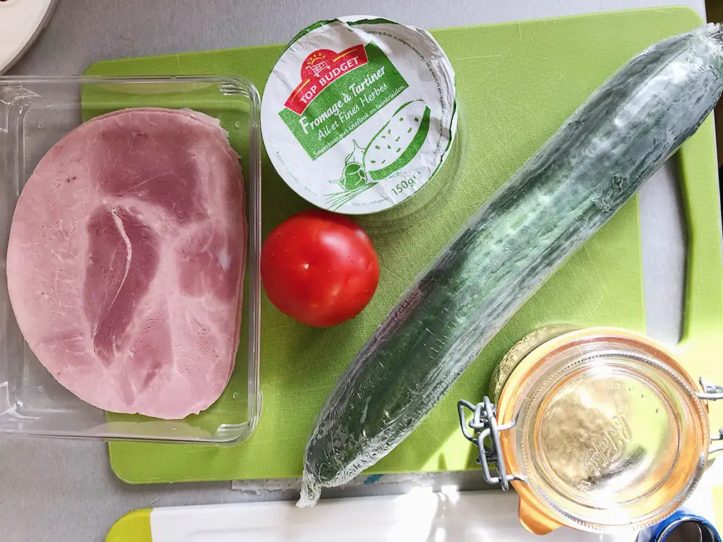 Ham and herbed cheese cucumber bites ingredients