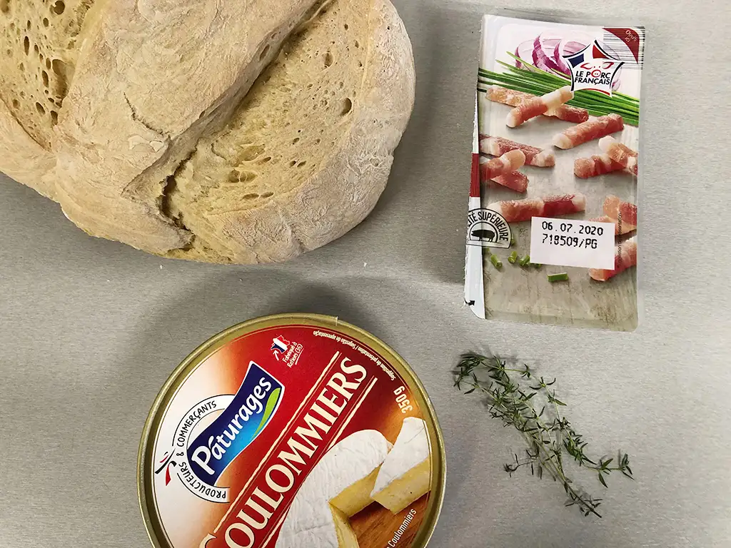 Baked camembert in bread ingredients