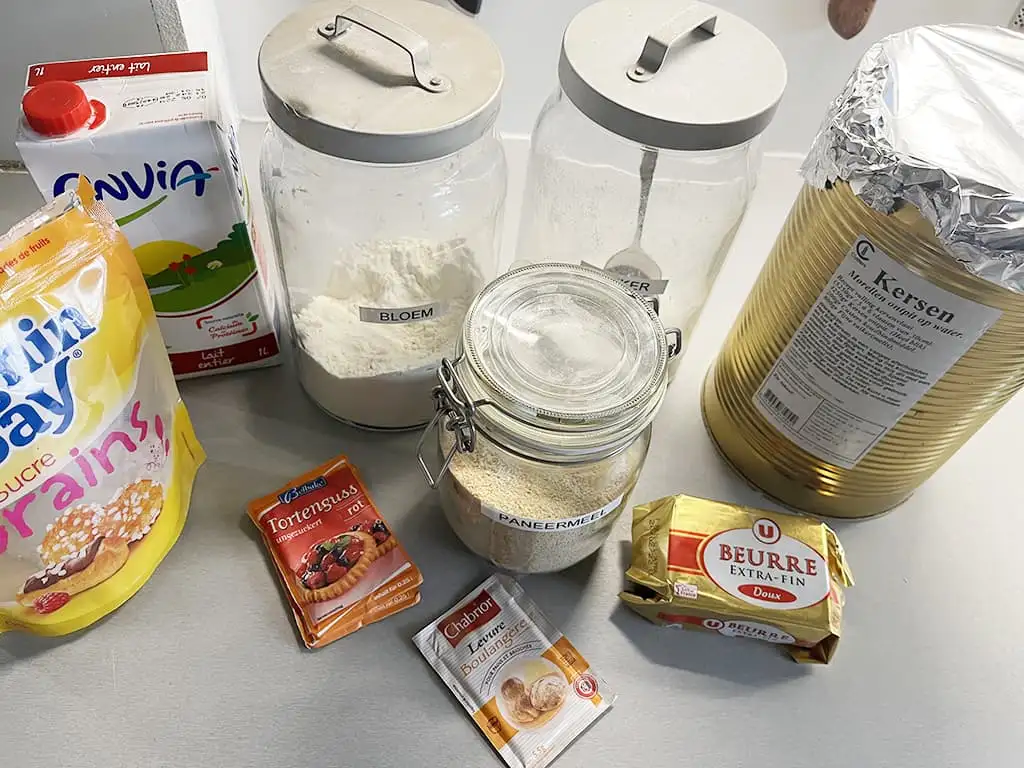 Dutch cherry pie - kersenvlaai ingredients