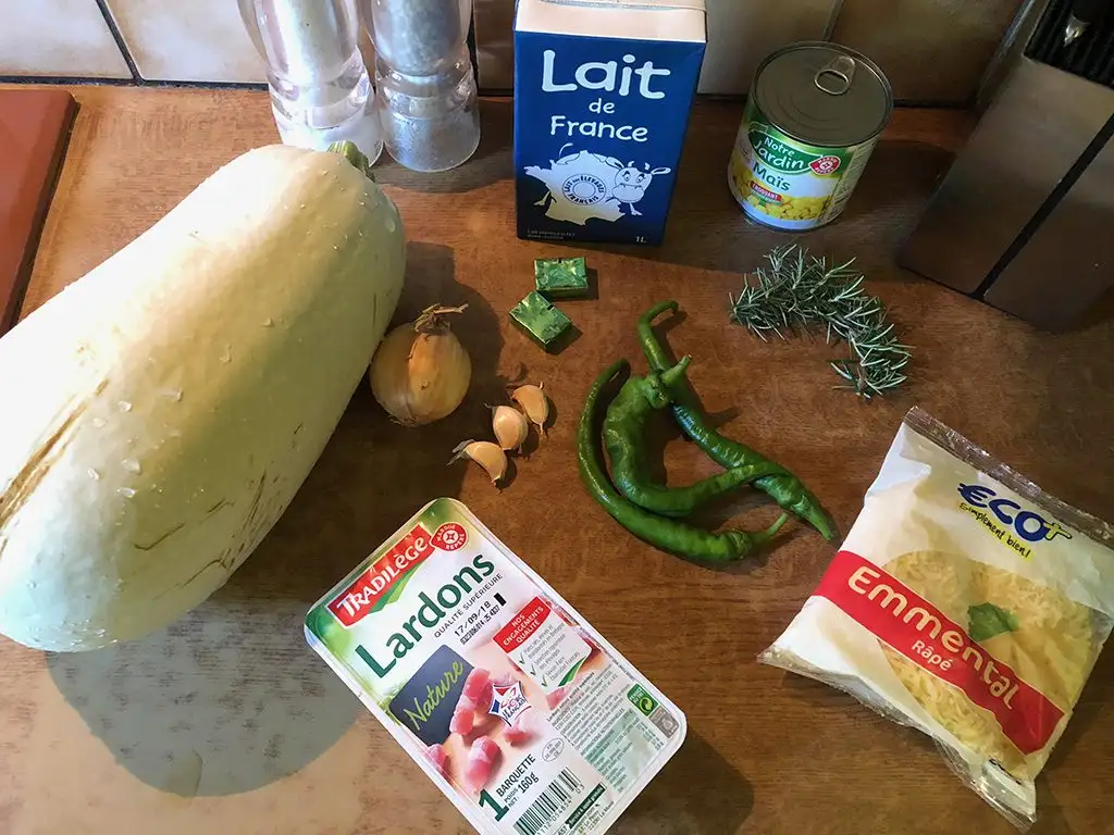 Summer squash soup ingredients