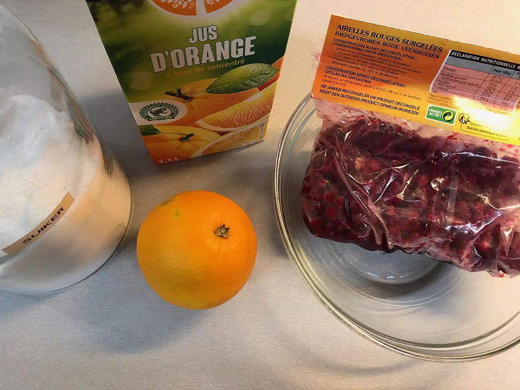 Cranberry sauce ingredients