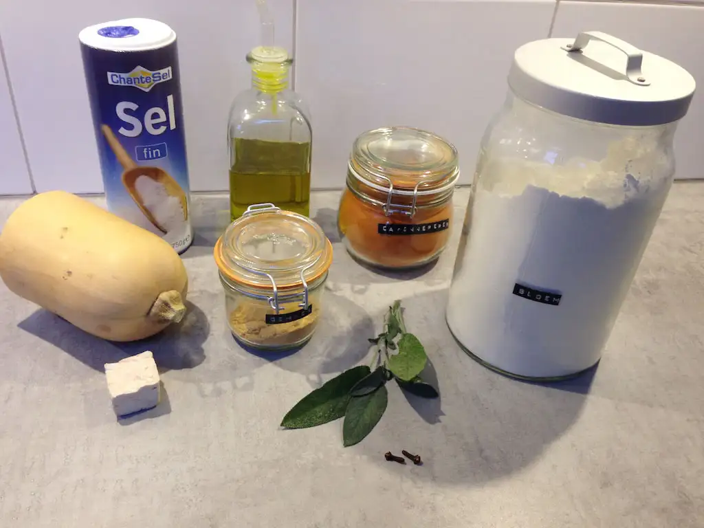 Pumpkin bread ingredients