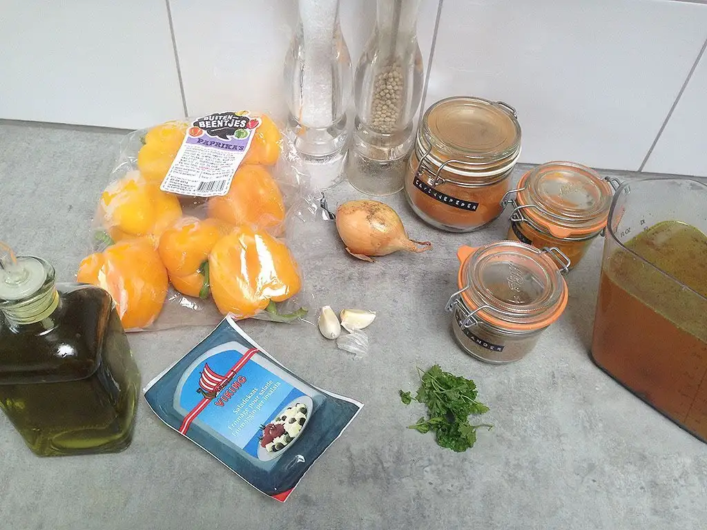 Roasted yellow pepper soup ingredients