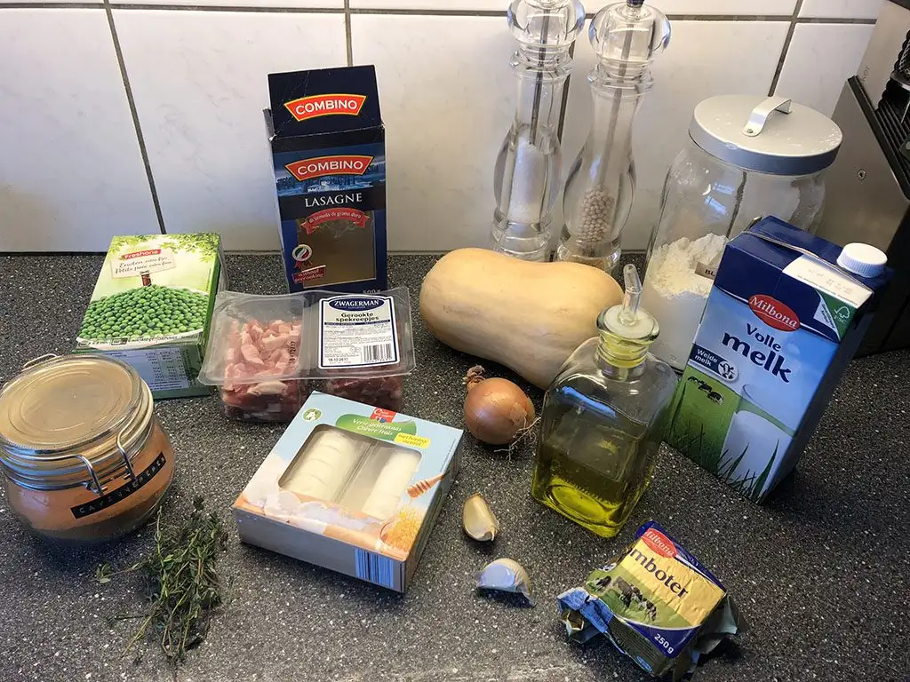 Pumpkin and peas lasagna ingredients