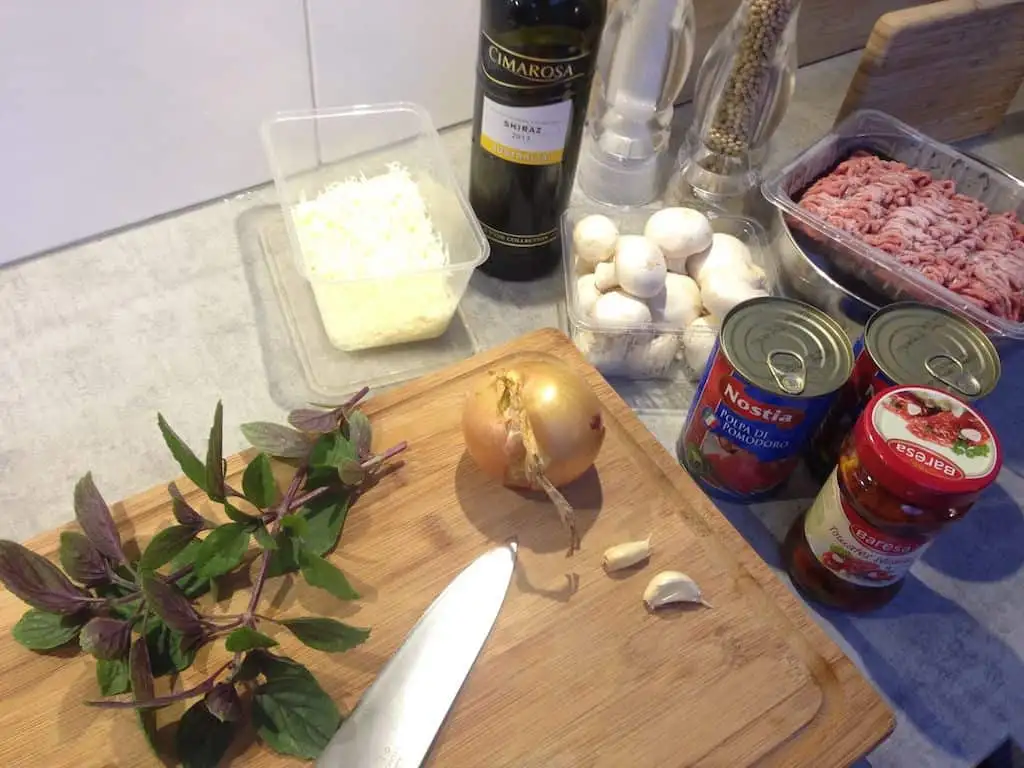 Pasta penne with bolognese sauce ingredients
