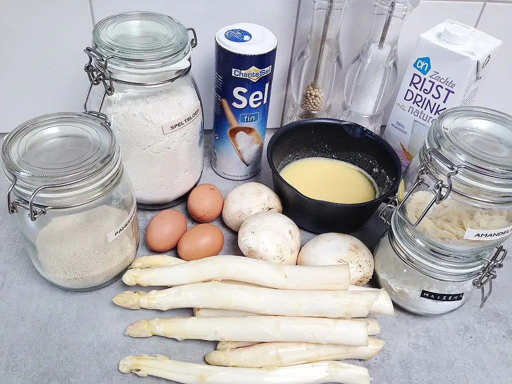 Dairy-free white asparagus and mushroom quiche ingredients