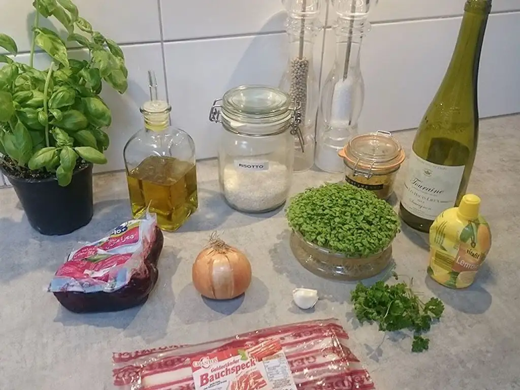 Beetroot risotto with streaky bacon ingredients