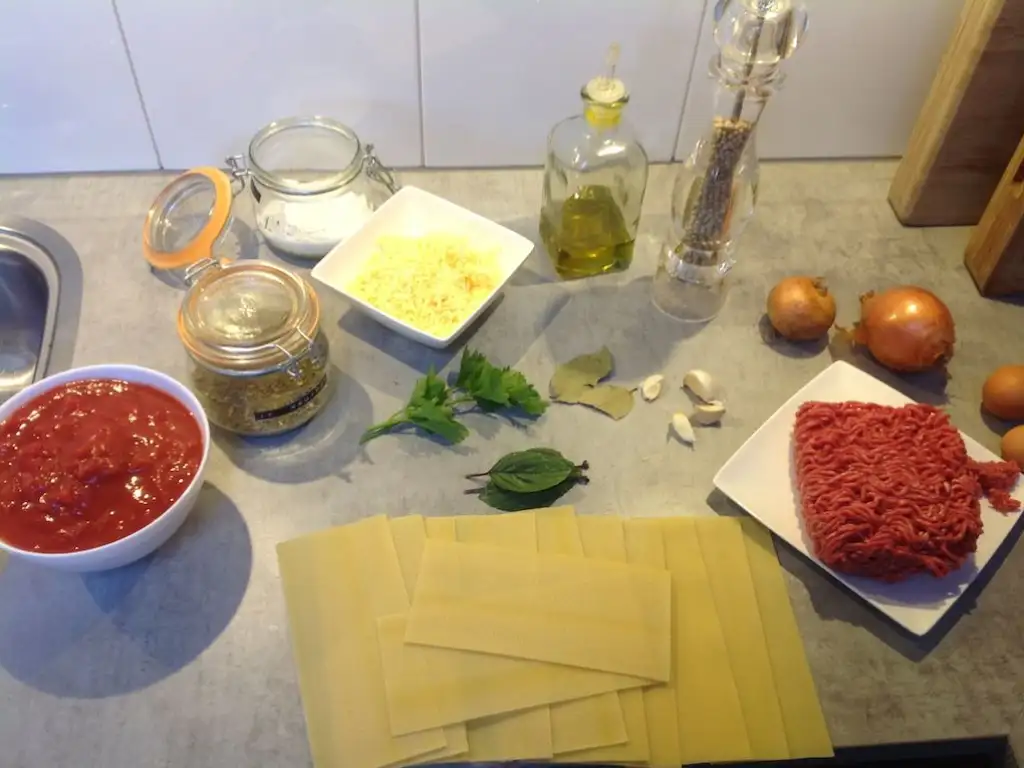 Italian lasagna ingredients