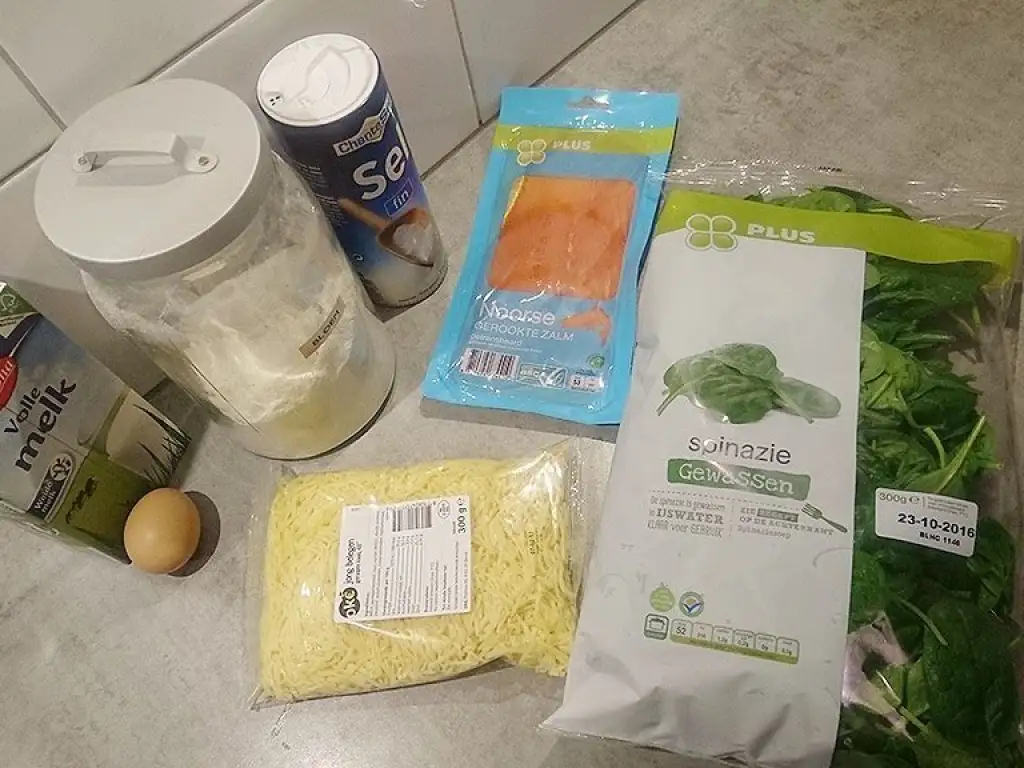 Salmon and spinach pancake ingredients