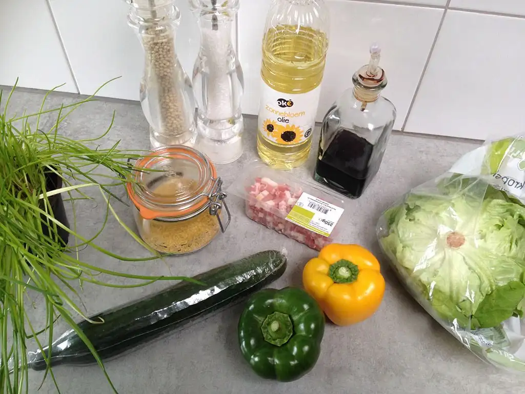 Bulgur salad with roasted bell peppers ingredients
