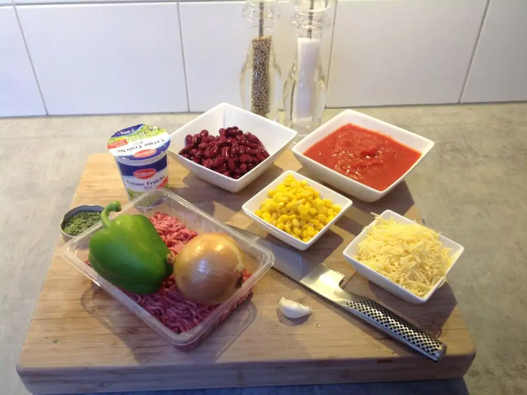 Kidney beans and corn casserole ingredients
