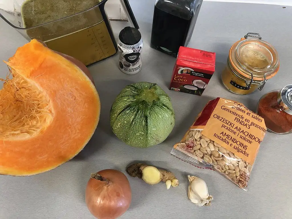 Pumpkin and zucchini soup ingredients