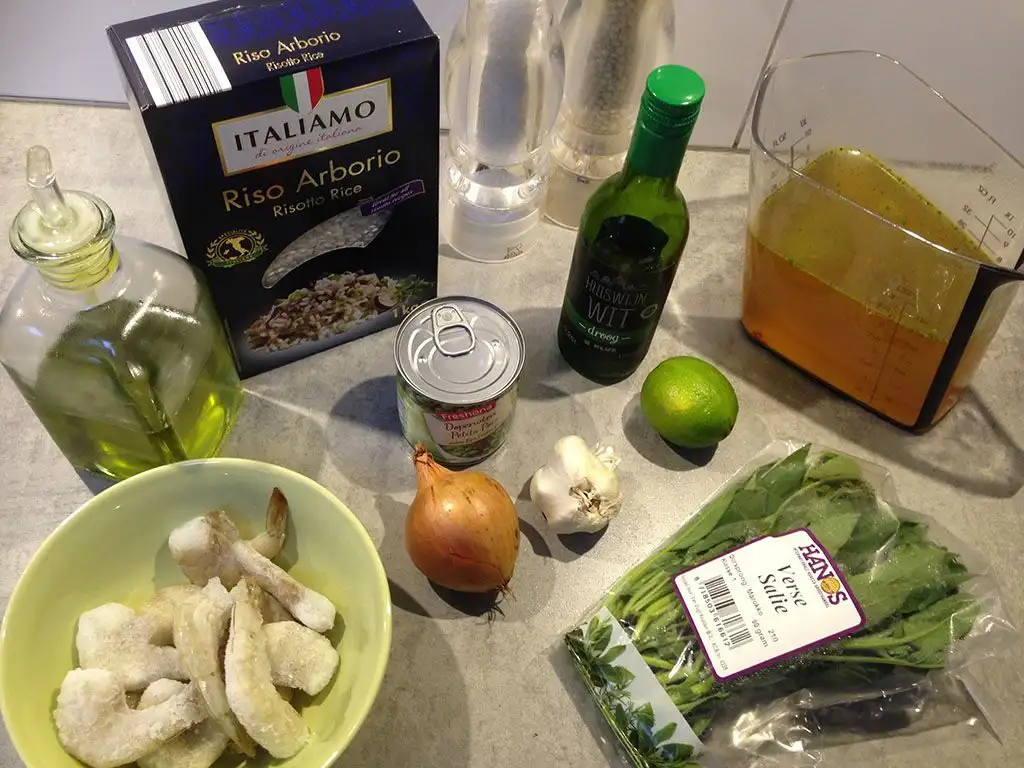 Risotto with shrimps and peas ingredients