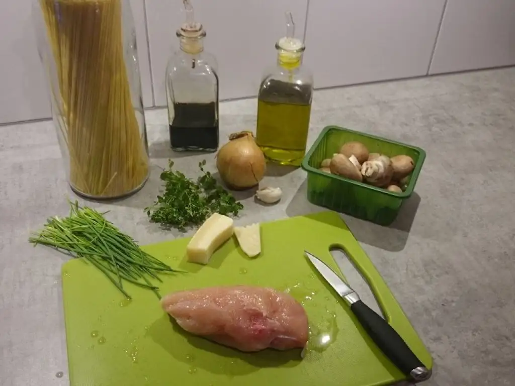 Balsamic chestnut mushroom spaghetti ingredients