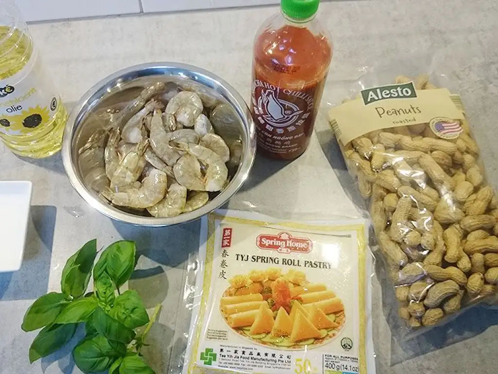 Thai firecracker shrimp ingredients