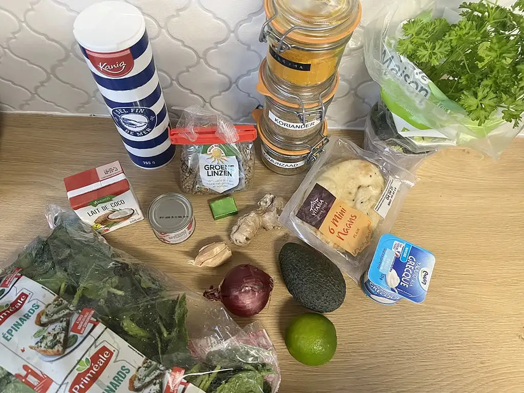 Lentil curry with spinach ingredients