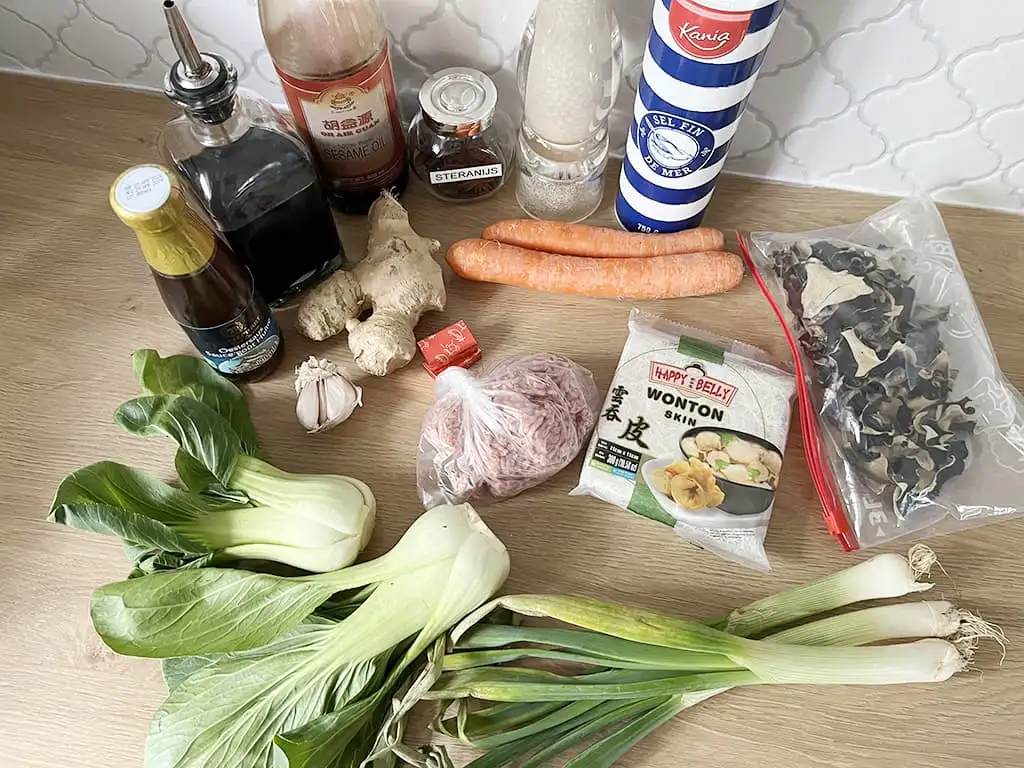 Wonton soup ingredients