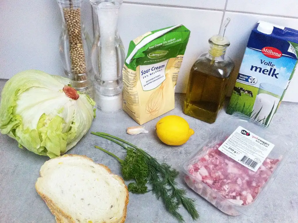 Iceberg quarters with grilled bacon and croutons ingredients