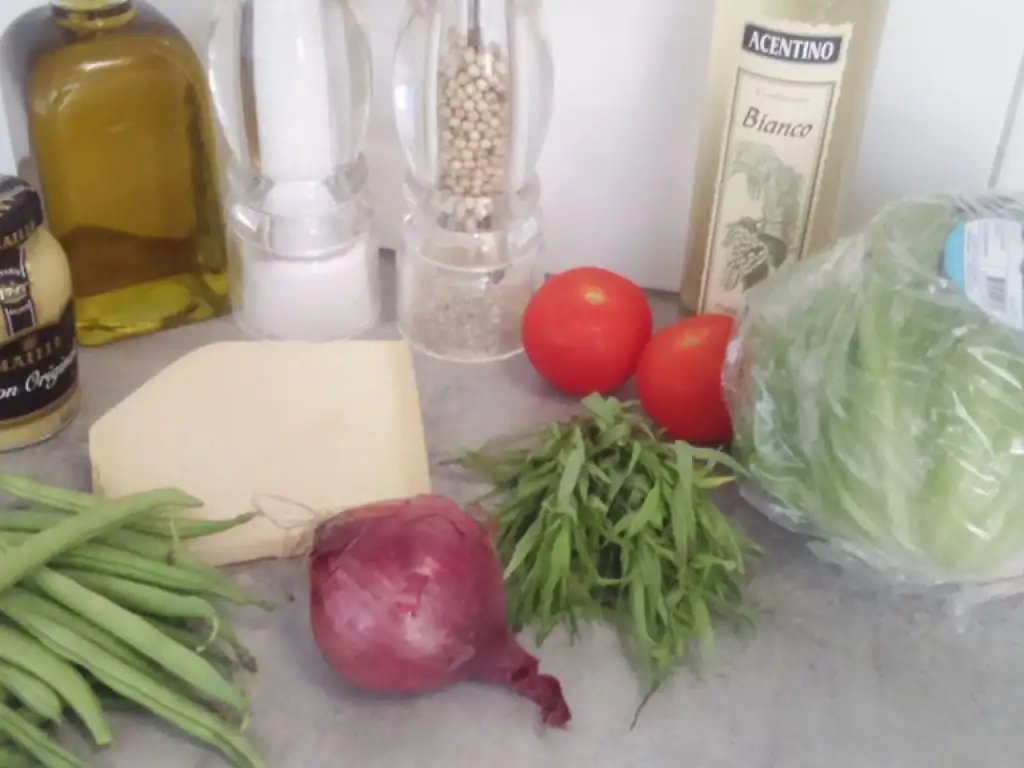 Green bean and tarragon salad ingredients