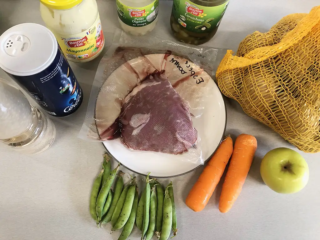 Dutch potato salad - Huzarensalade ingredients