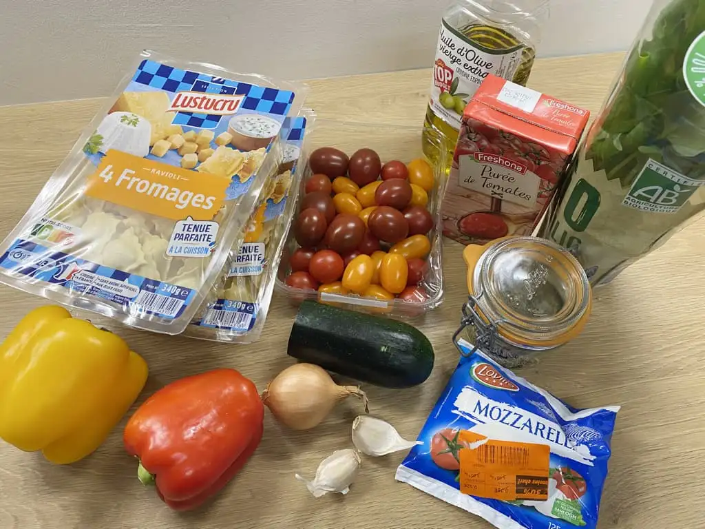 Oven-baked ravioli ingredients