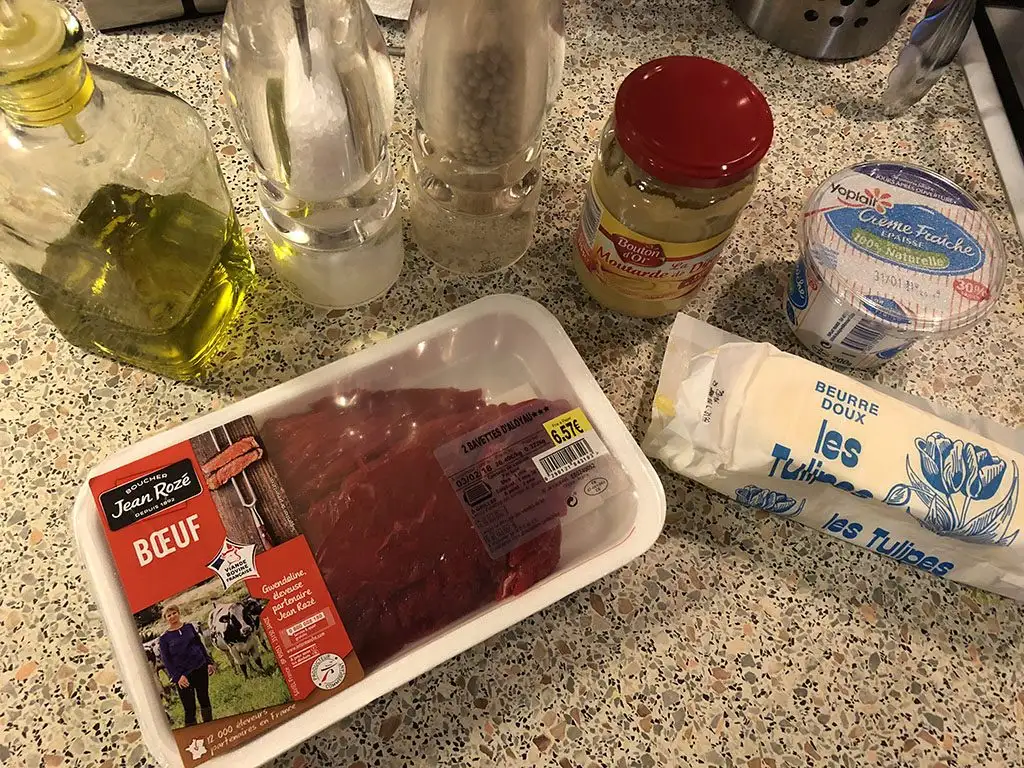 Bavette steak with mustard sauce ingredients