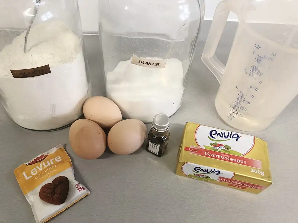 Heart shaped beignets ingredients