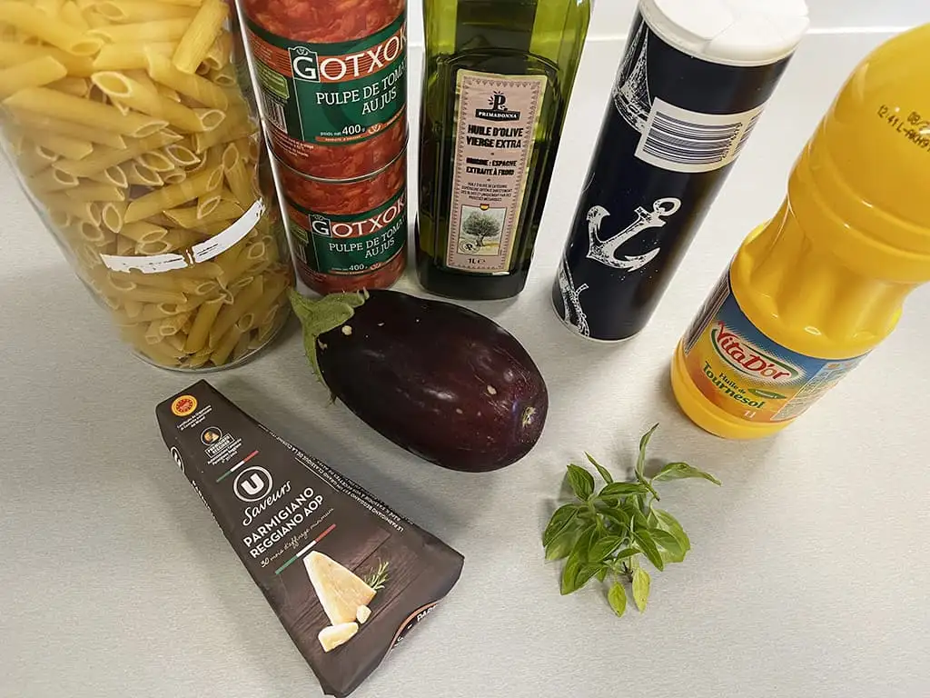 Pasta alla Norma ingredients