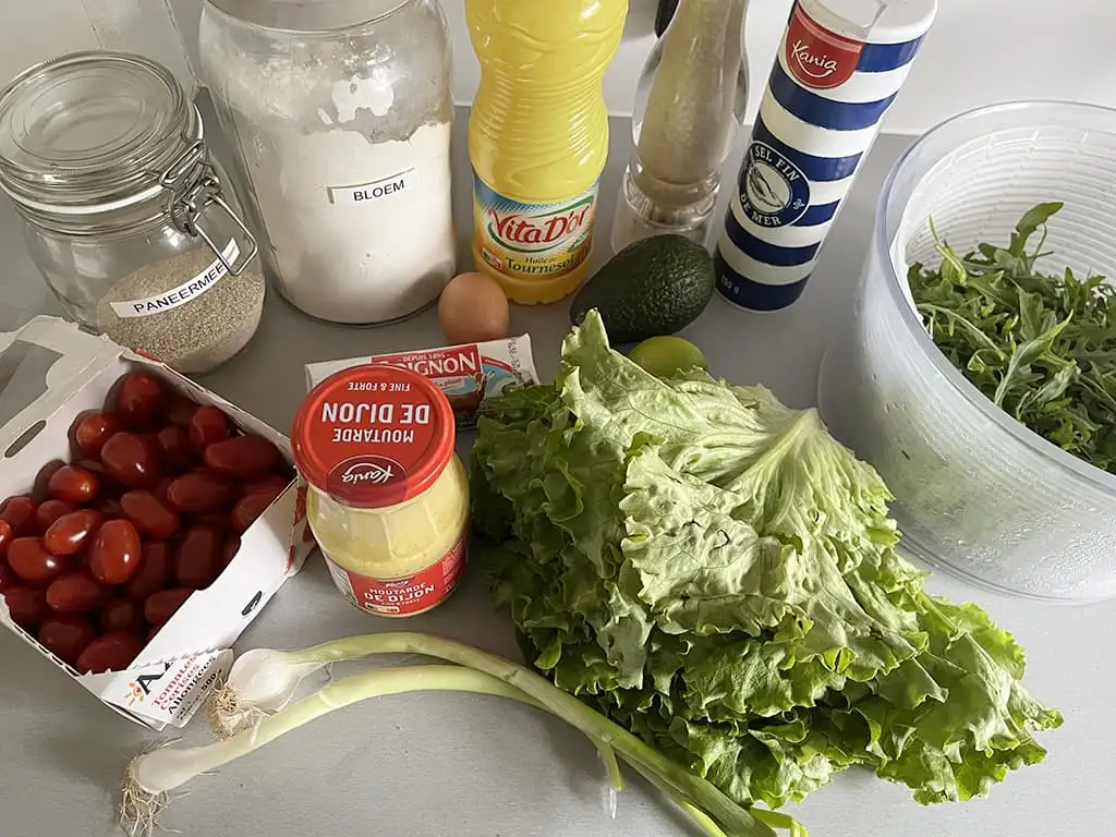Fried goat cheese salad ingredients