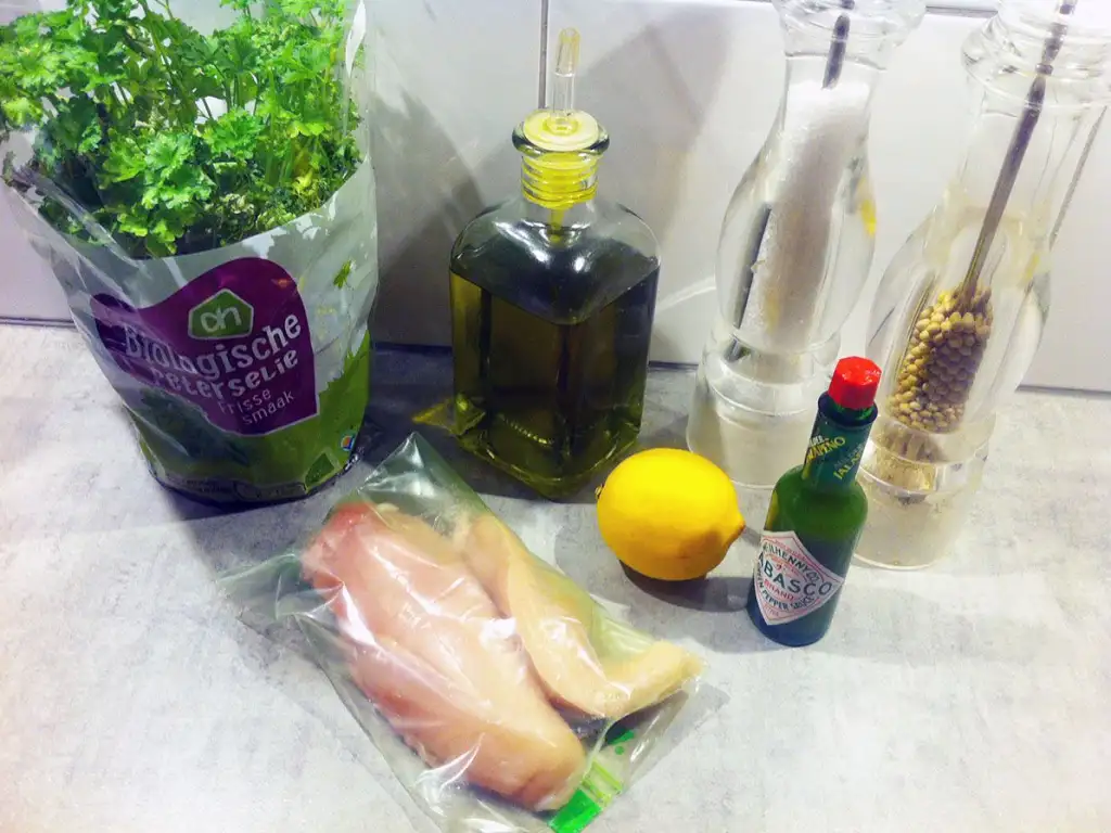 Spicy marinated chicken skewers ingredients