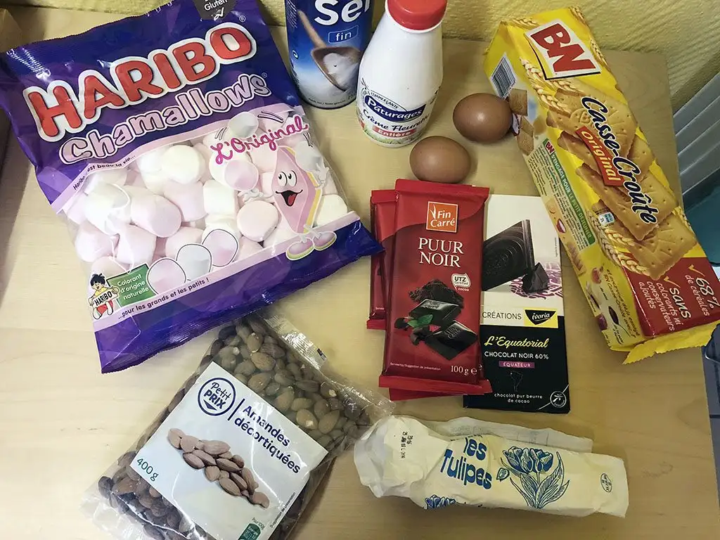 Rocky road pie ingredients