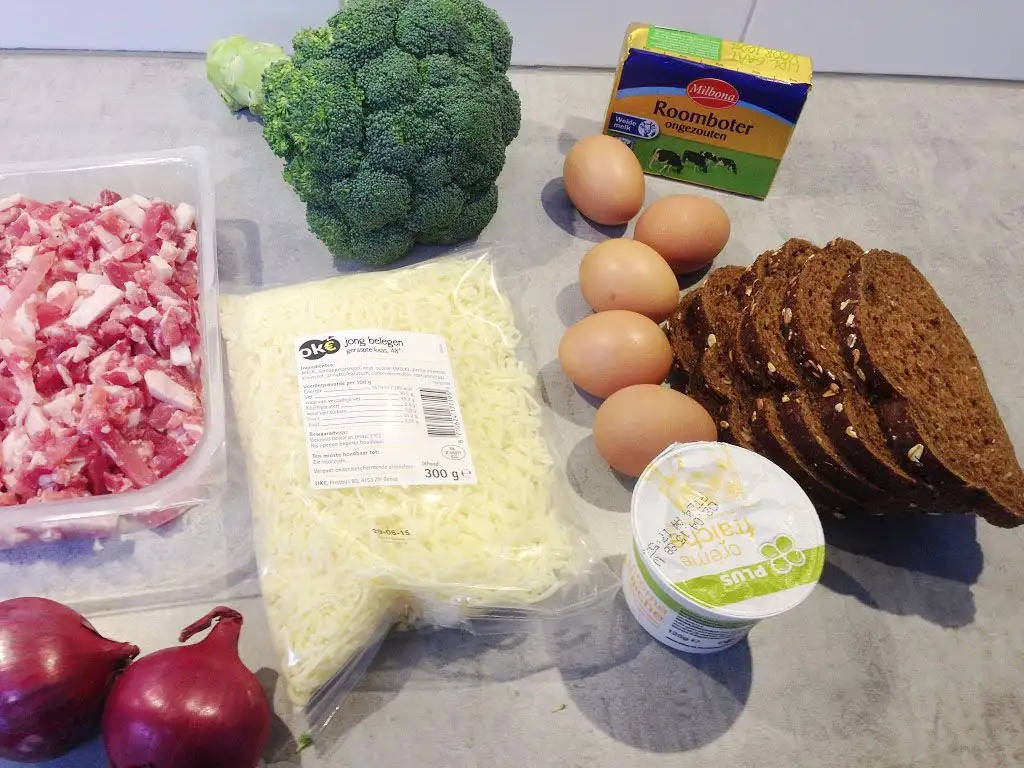 Broccoli and bacon quiche ingredients