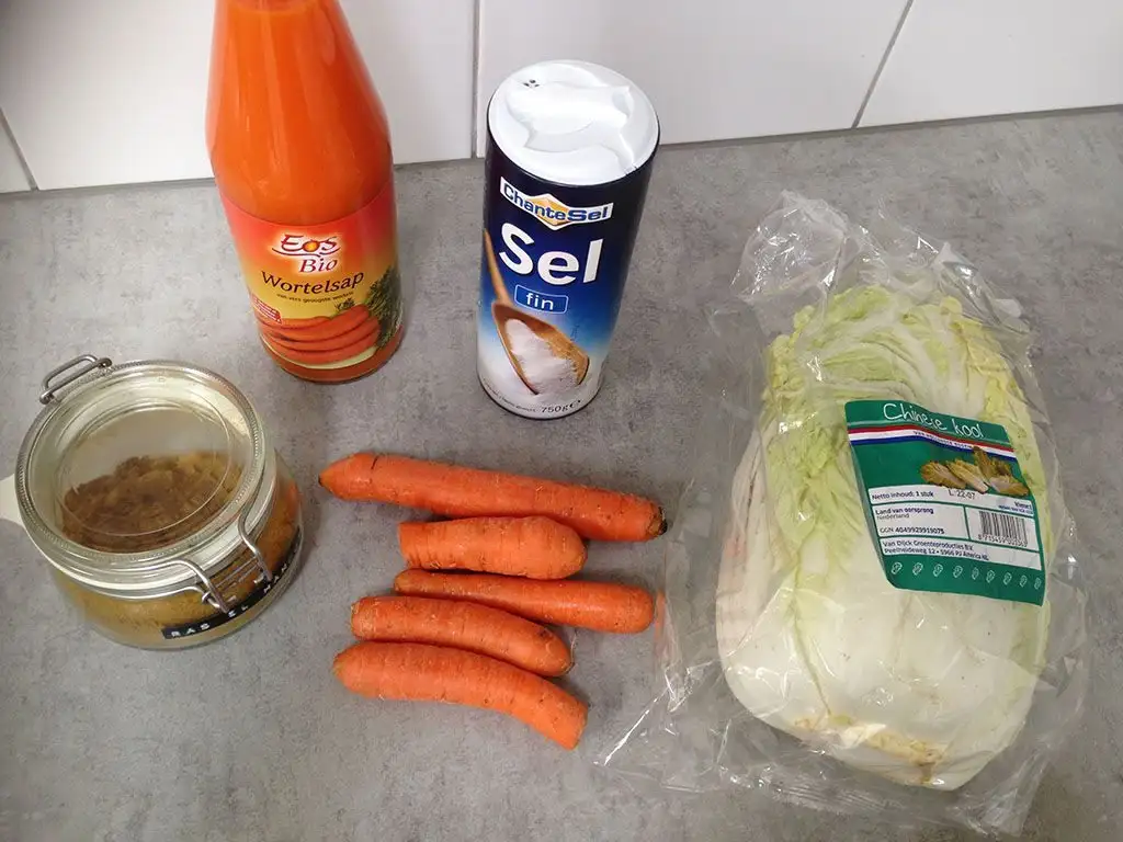 Fermented cabbage and carrot ingredients