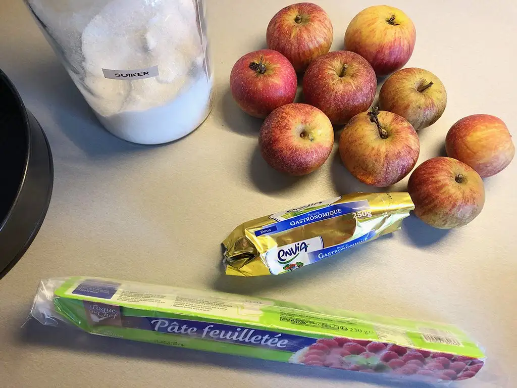 Tarte tatin ingredients
