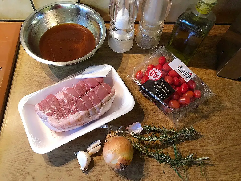 Veal roast with tomatoes and rosemary ingredients
