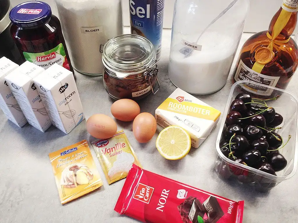 Black forest cake ingredients