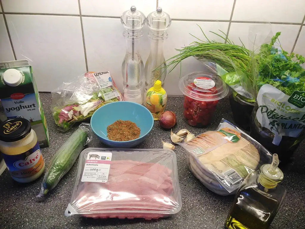 Pork gyros pitas ingredients