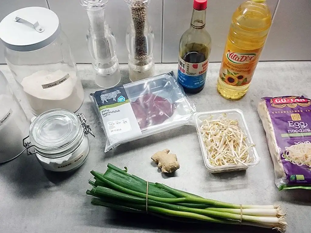 Beef chow noodles ingredients